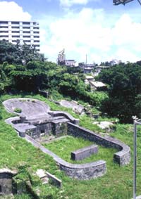 沖縄の亀甲墓
